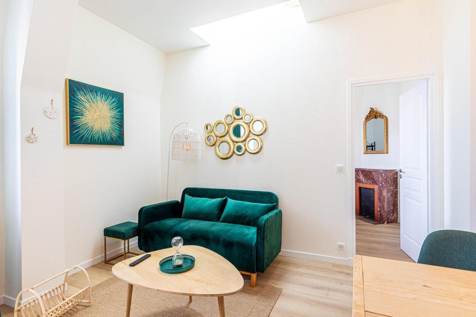 Apartamento Guestready - Apt Moderne - Direct Champs Elysees Clichy Exterior foto